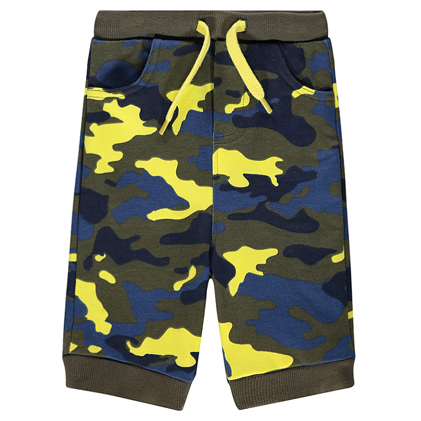 Φανελένια βερμούδα σε στρατιωτικό στιλ 