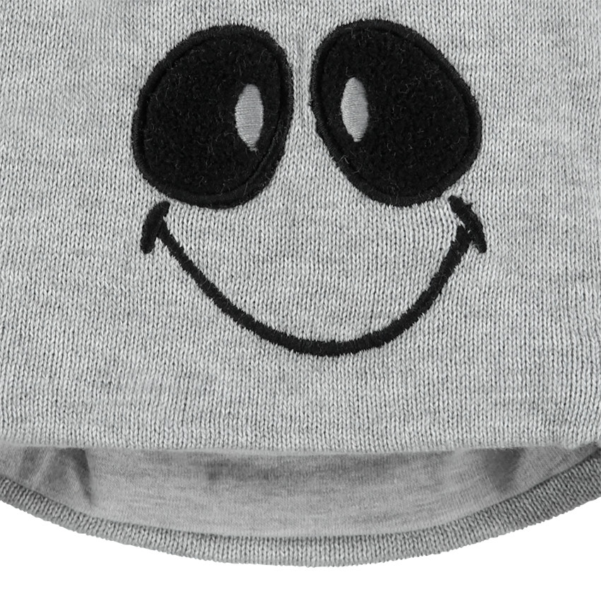 Σύνολο σκούφος και γαντάκια με κεντημένες λεπτομέρειες ©Smiley 