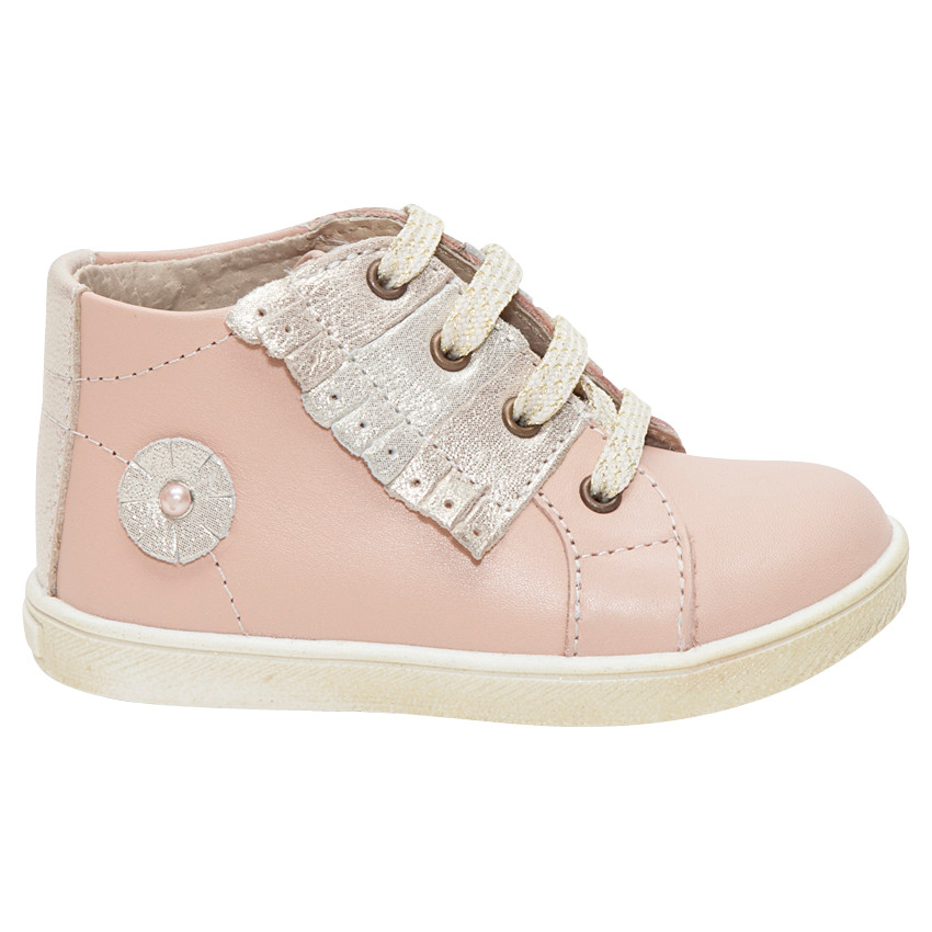 Δερμάτινα μποτάκια με κορδόνια και περλέ φάσα  