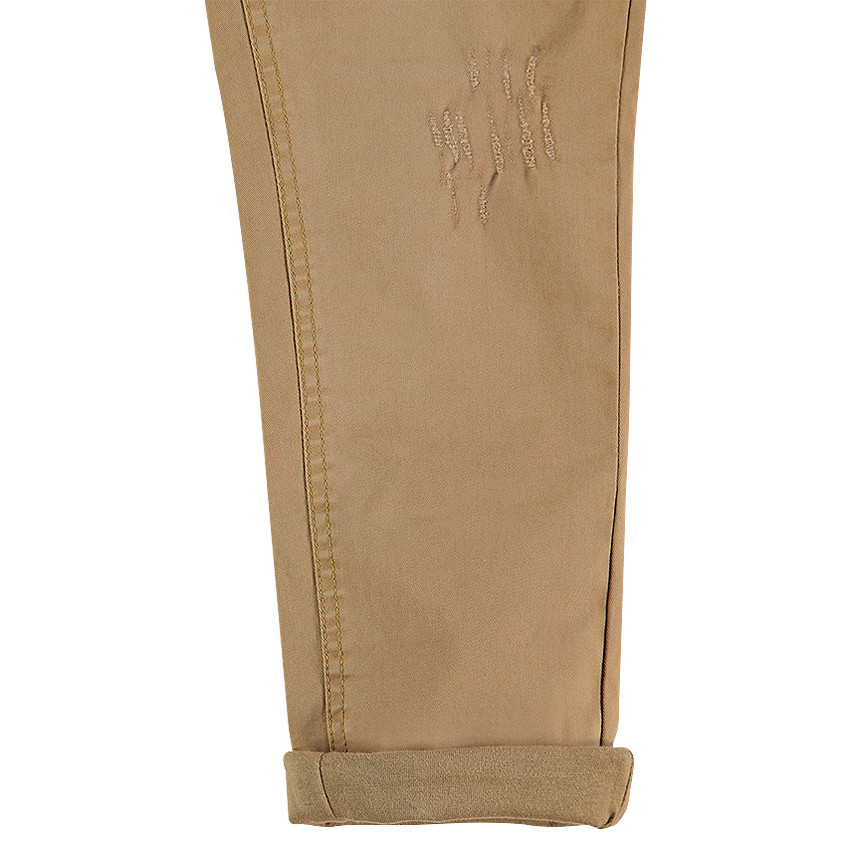 Βαμβακερό παντελόνι νηματοβαφή με μόνιμες τσακίσεις και αφαιρούμενες ριγέ τιράντες 