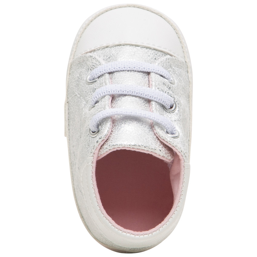 Μαλακά αθλητικά για μωρά σε ασημί με ελαστικά κορδόνια 