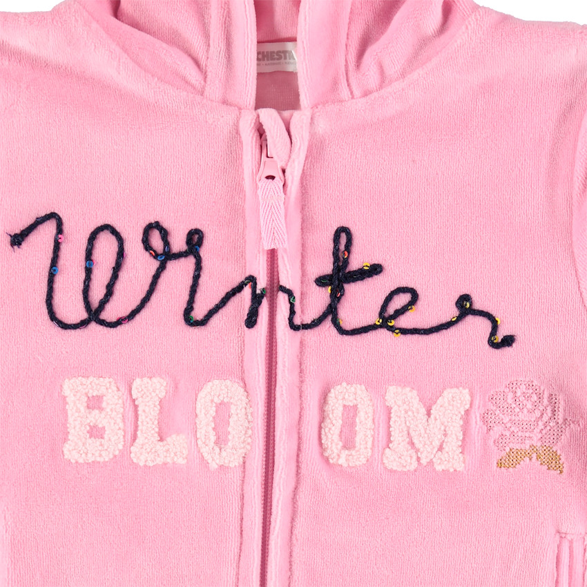 Φόρμα με ροζ ζακέτα βελουτέ και φανελένιο παντελόνι με ανάγλυφη όψη 