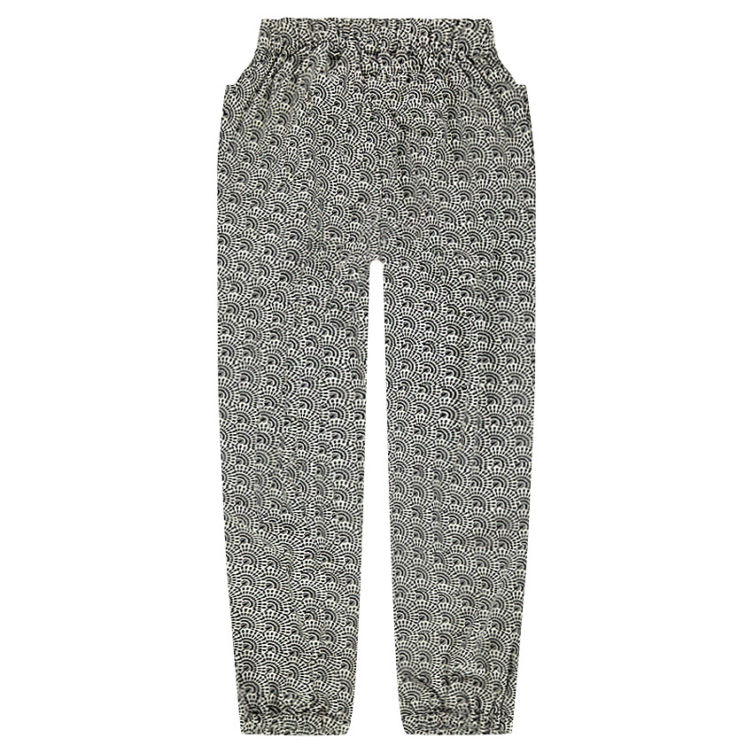 Άνετο παντελόνι με γεωμετρικό μοτίβο σε όλη την επιφάνεια 