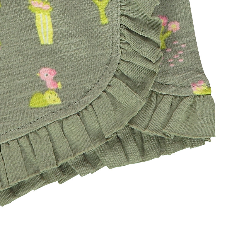 Σύνολο ζέρσεϊ με αμάνικη μπλούζα και εμπριμέ σορτς με μοτίβο κάκτους 