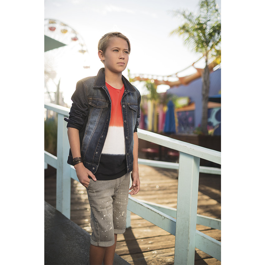 Παιδικά - Τζιν βερμούδα με φθαρμένη όψη σκισίματα και κηλίδες χρώματος 