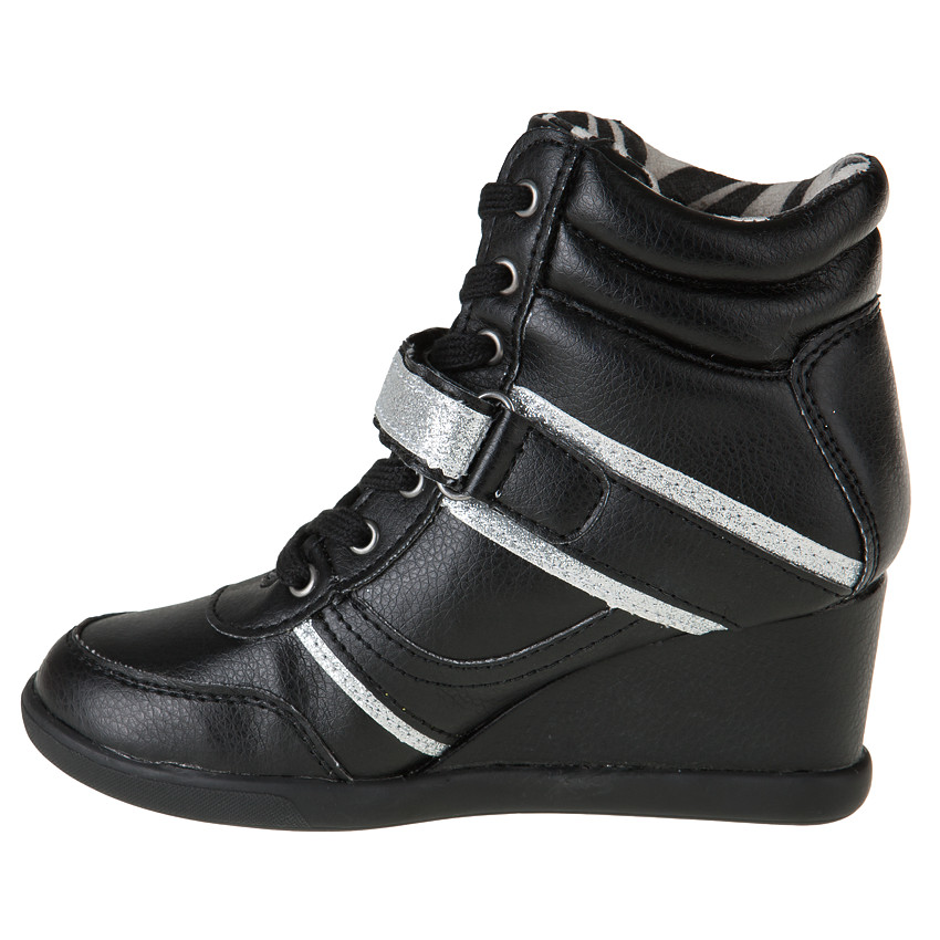 Αθλητικά παπούτσια με πάτο, κορδόνια και αυτοκόλλητο velcro 